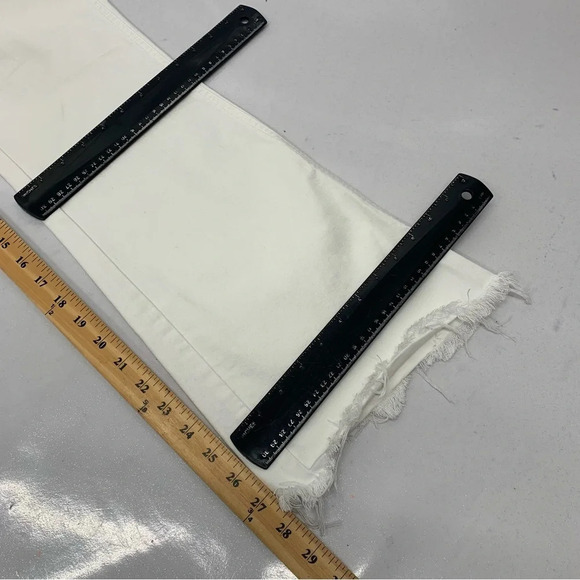 White Jeans Woman 31 High Rise Flare Pockets‎ Raw Hem 28” Stretch Boho Coastal - Picture 13 of 13